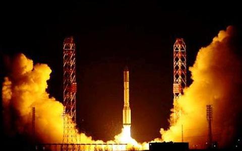 Почему Россия не «поделилась» спутником «Экспресс-АМ4»?